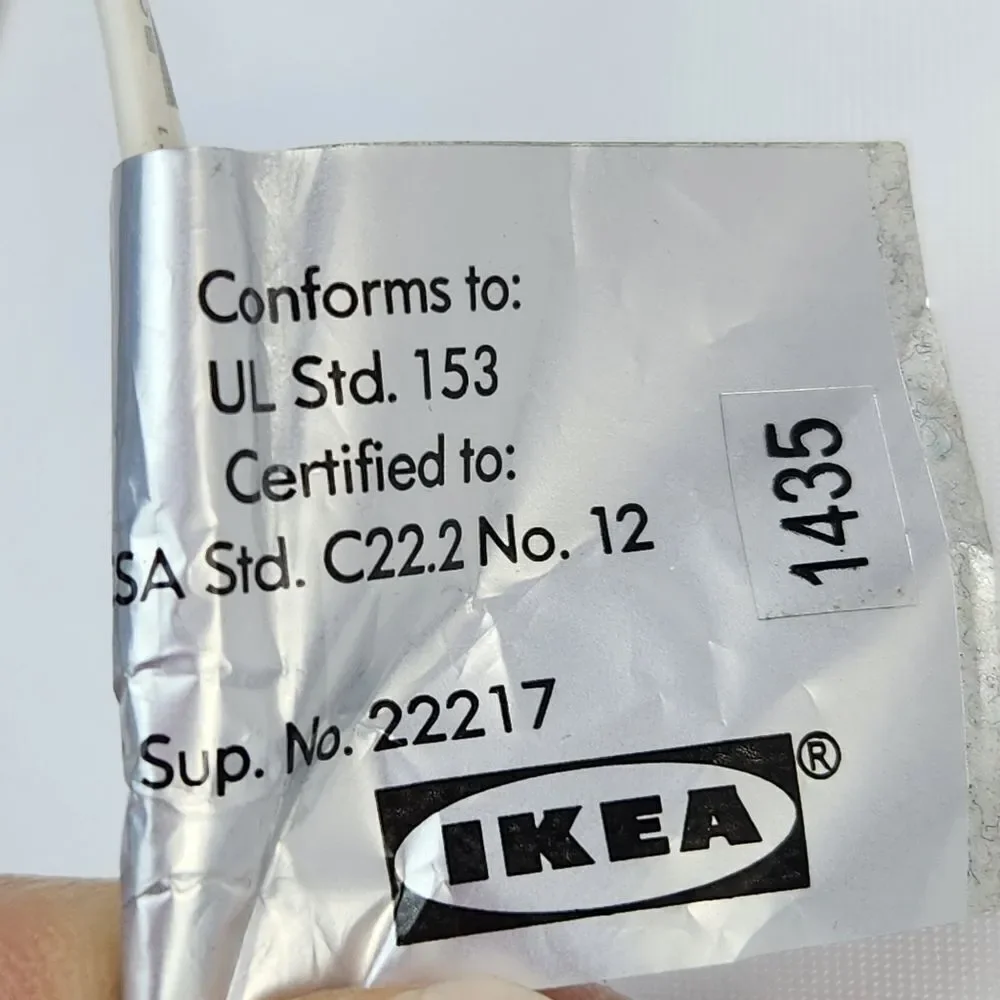 💜IKEA Pink Bendable Neck Clamp-on Reading Bed/Desk LED Light